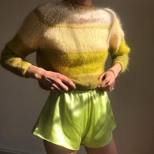 ✨COURTYARD LA✨Silk Shorts